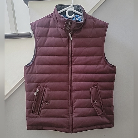 TED BAKER London Burgundy Dylan Trim Fit Quilted Down Sleeveless Vest 3 = M - Picture 1 of 6